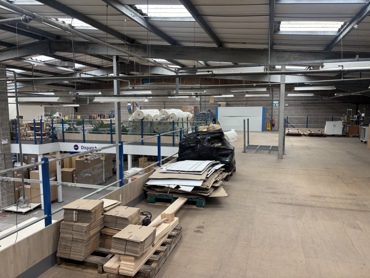 Industrial Unit in Plymouth - photo 4