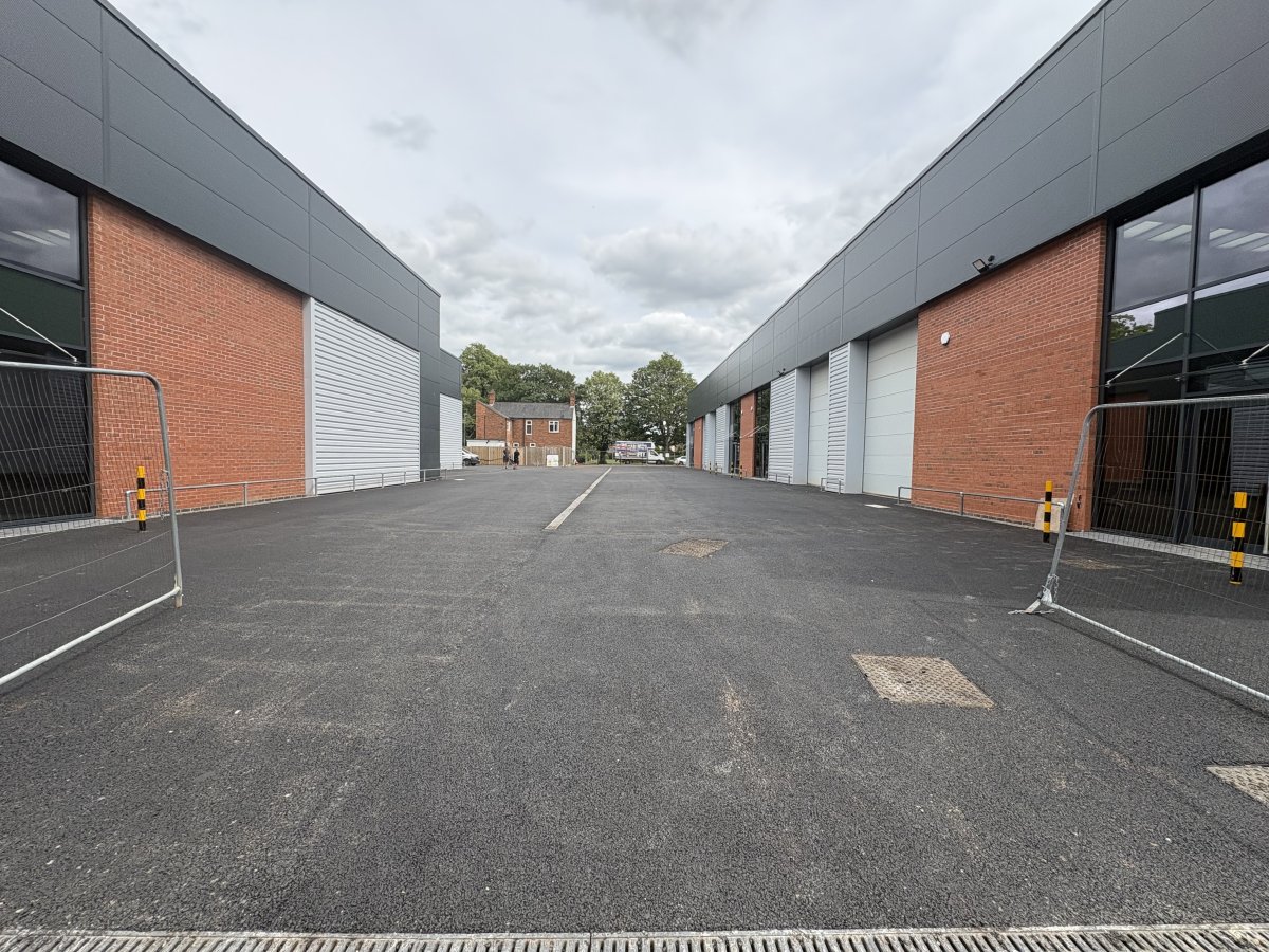 Industrial Unit in Leicester - photo 4