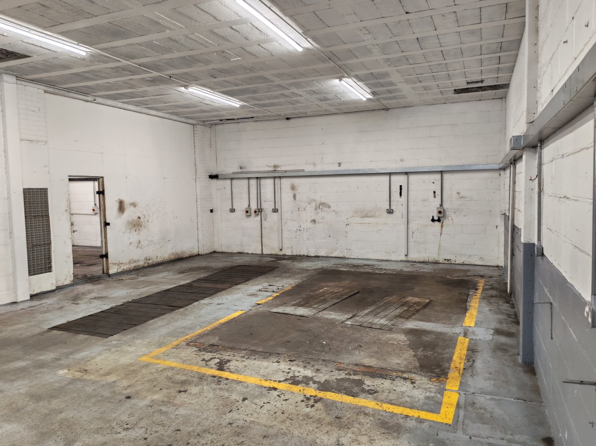 Industrial Unit in Lowestoft - photo 3