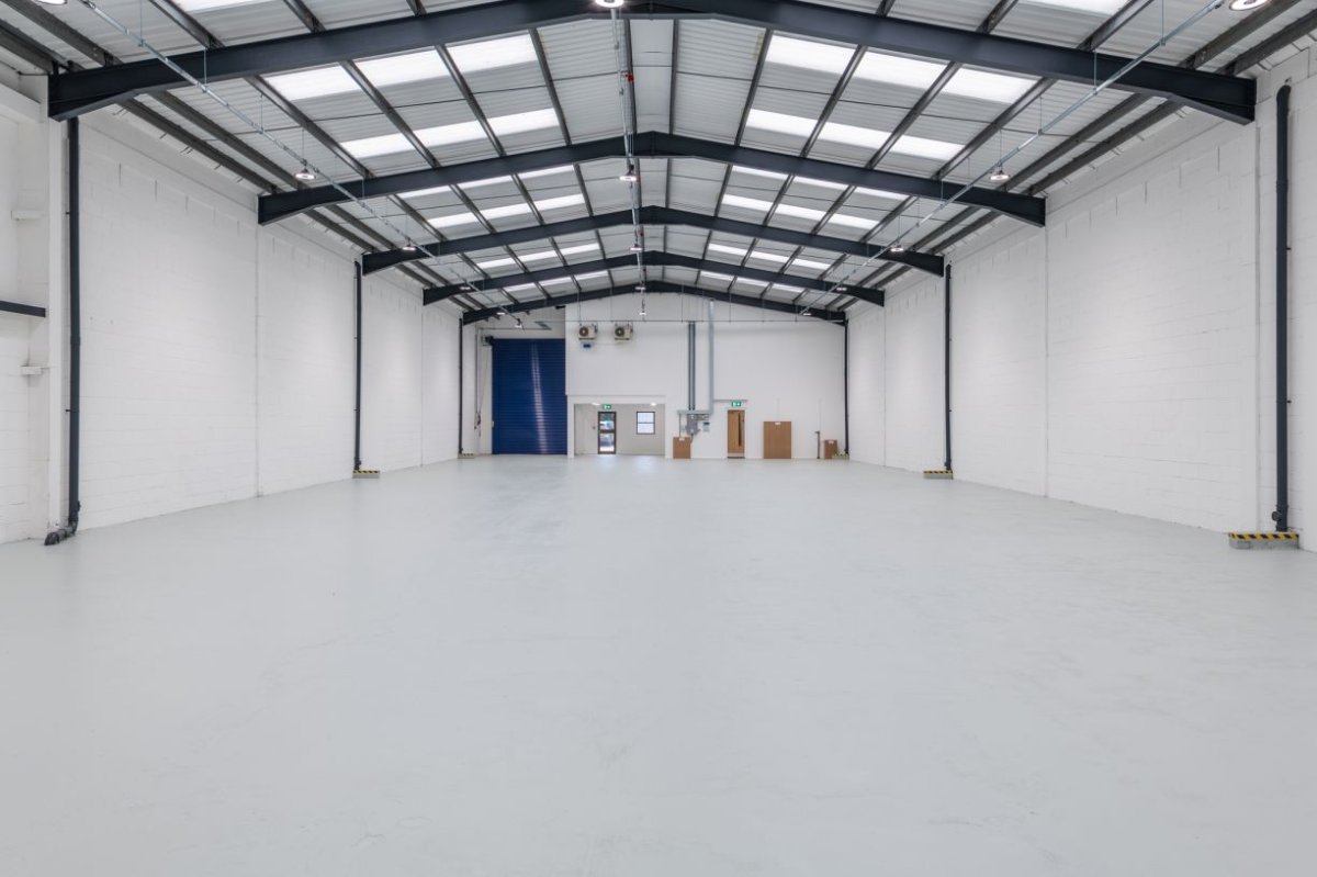 Industrial Unit in Plymouth - photo 2