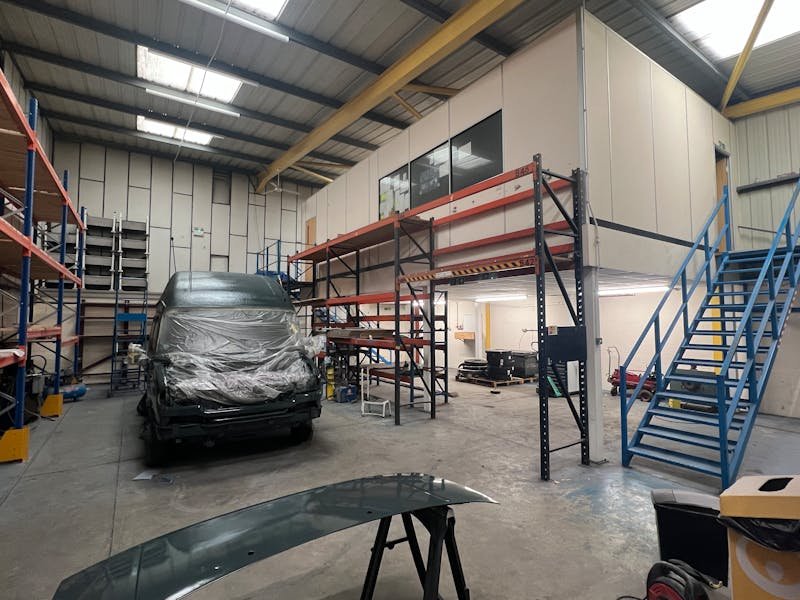 Industrial Unit in Portsmouth - photo 2
