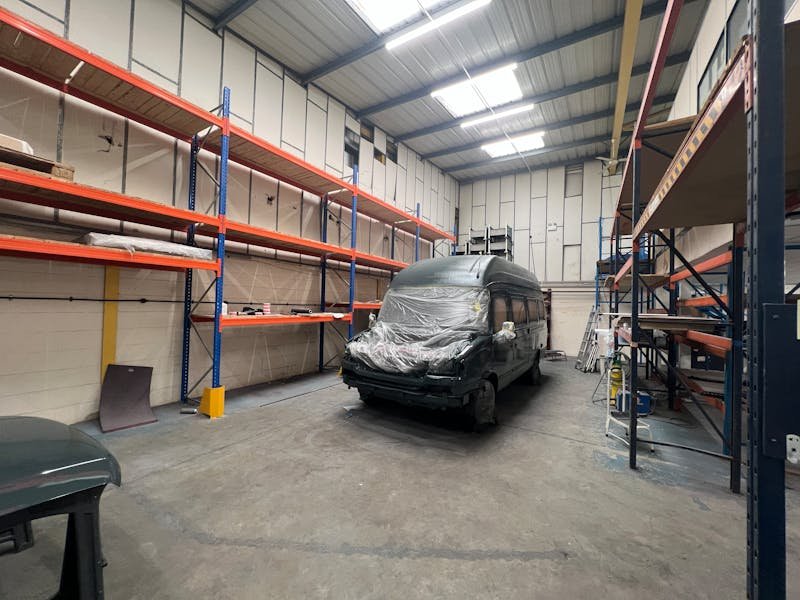 Industrial Unit in Portsmouth - photo 4