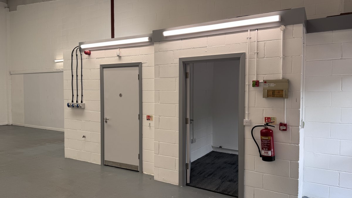 Industrial Unit in Bury St. Edmunds - photo 3