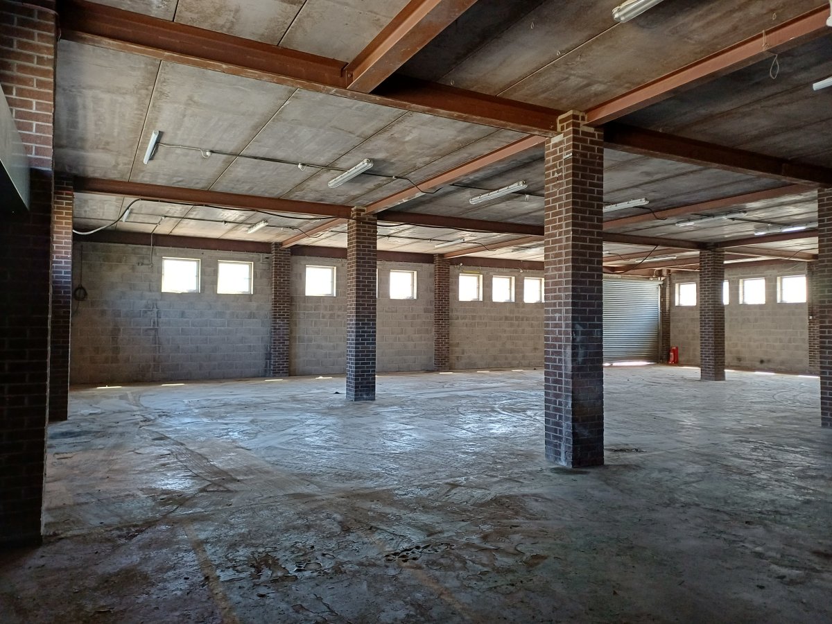 Industrial Unit in Plymouth - photo 4