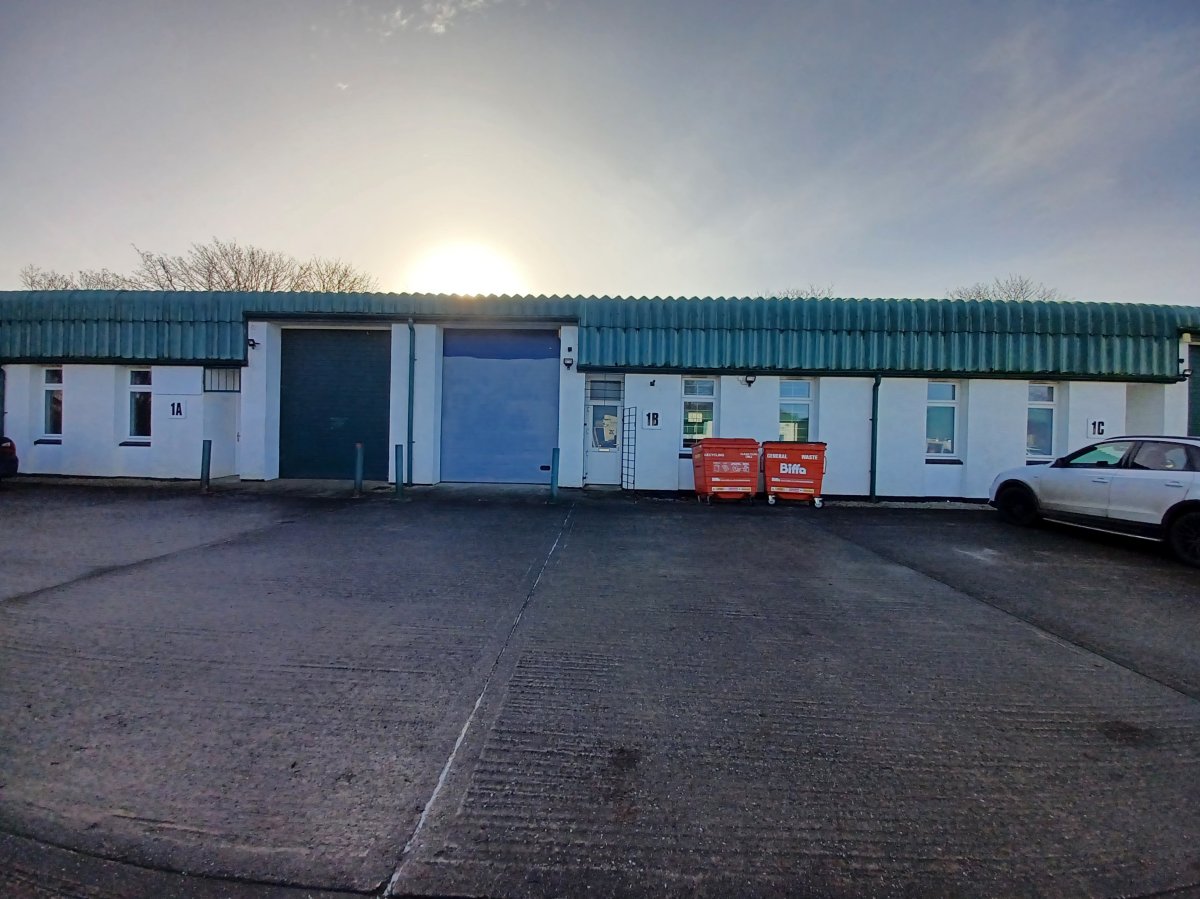 Industrial Unit in Grampound Road - photo 2