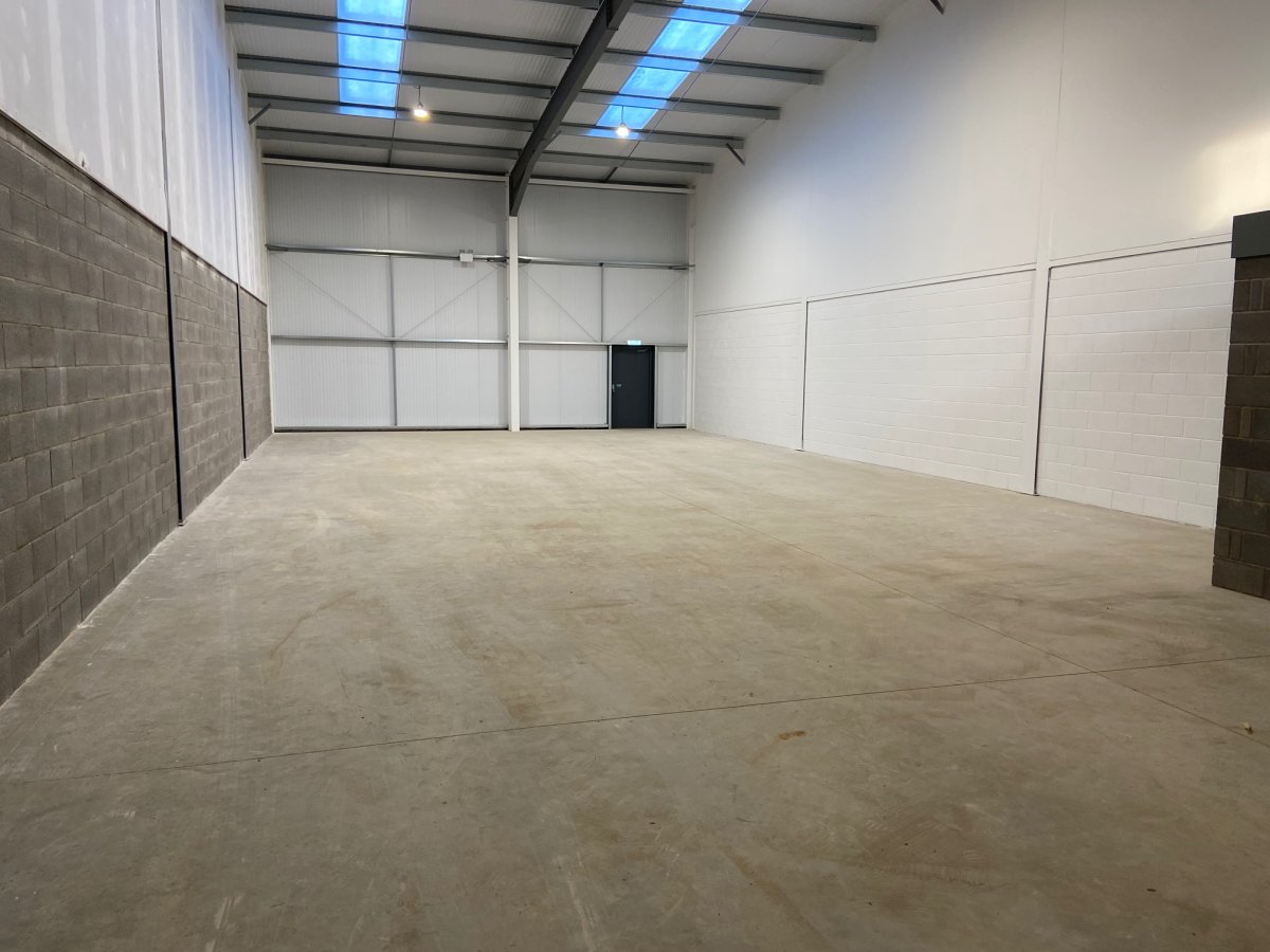 Industrial Unit in Peterborough - photo 3
