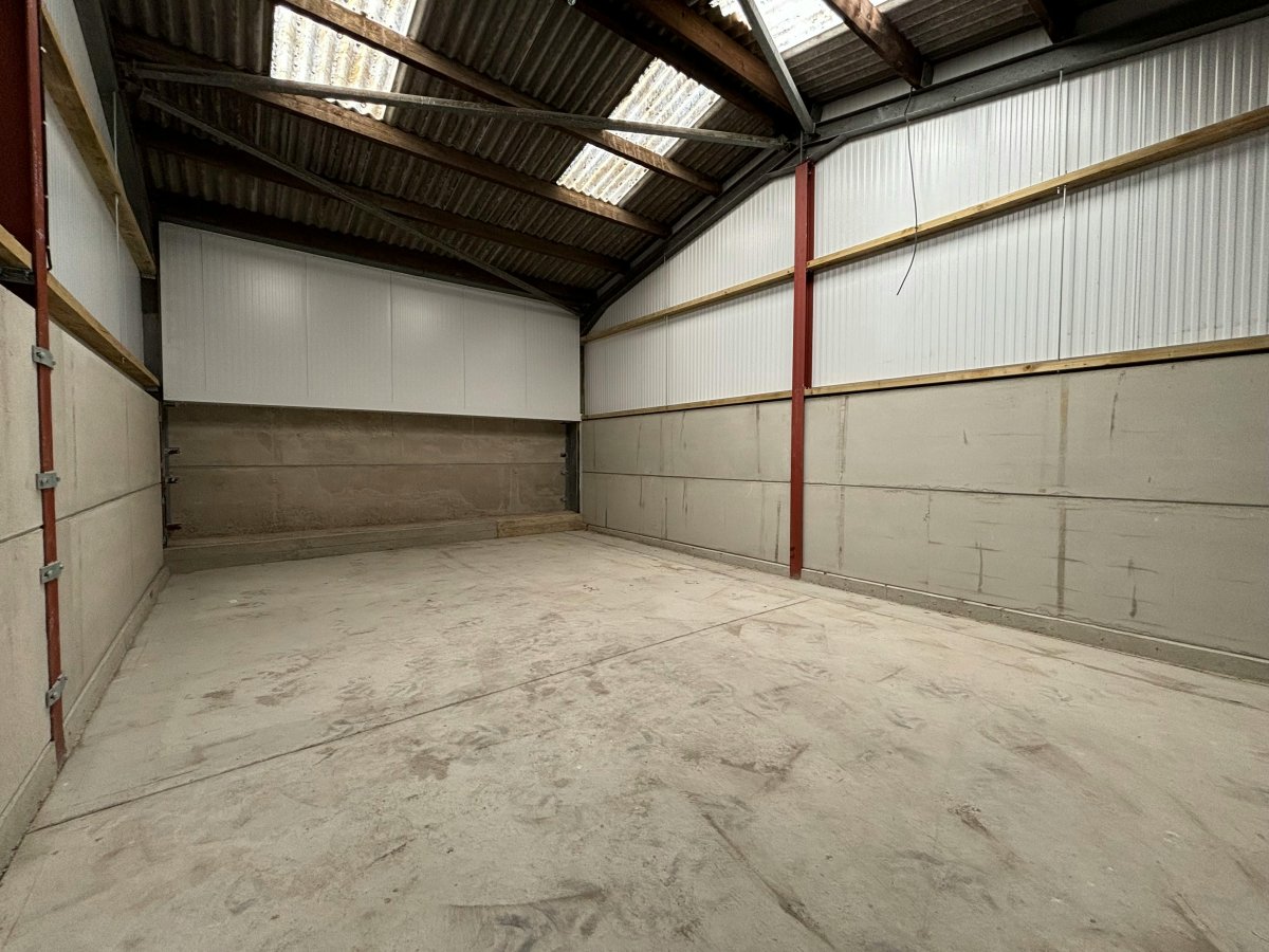 Industrial Unit in Southampton - photo 3