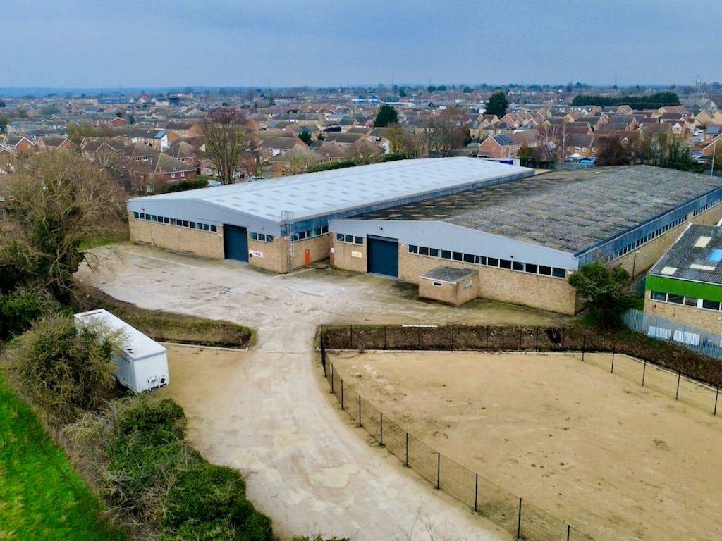 Industrial Unit in Biggleswade - photo 4