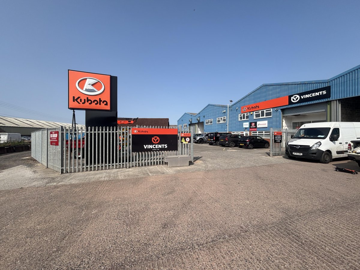 Industrial Unit in Poole - photo 3