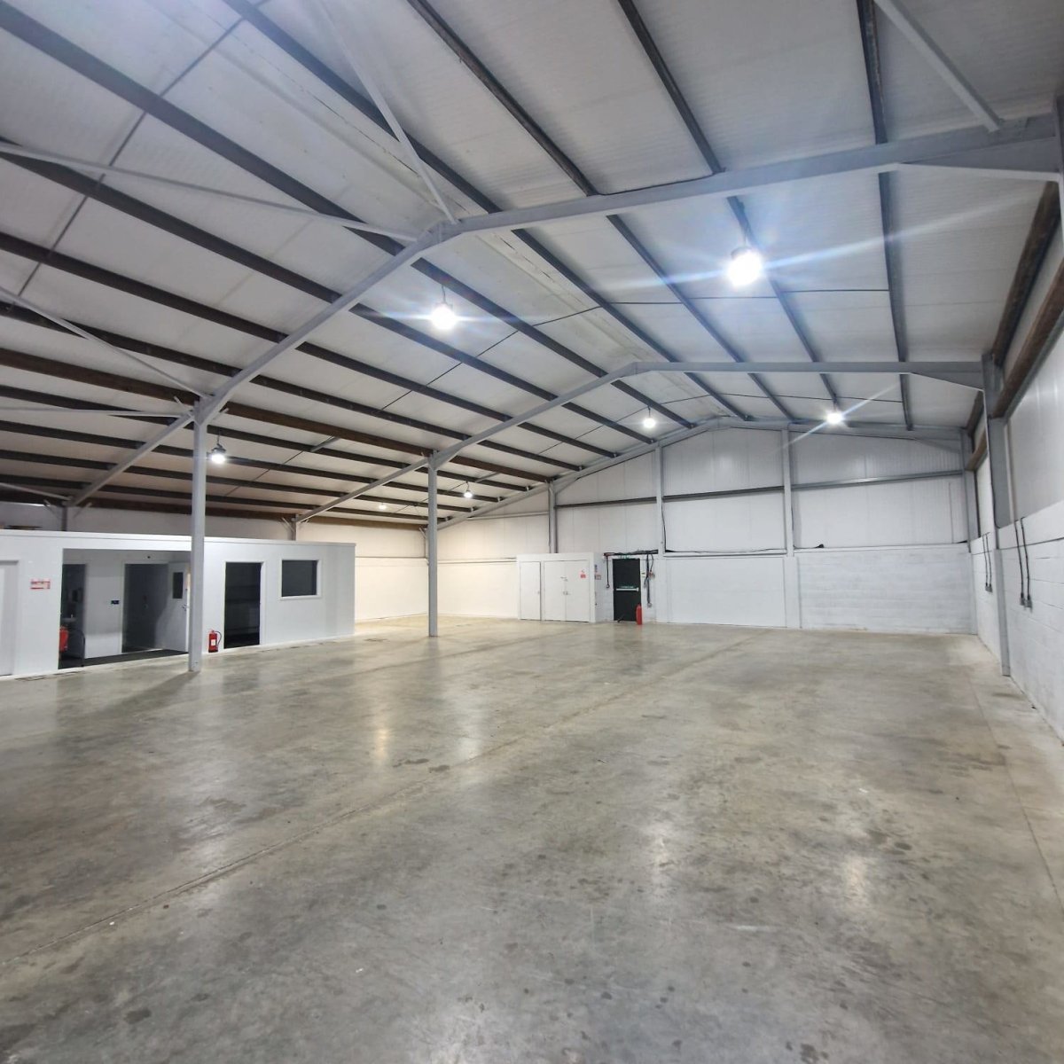 Industrial Unit in Syresham - photo 4