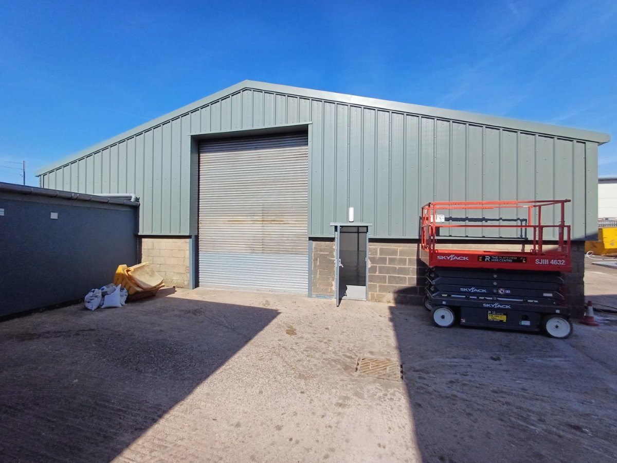 Industrial Unit in Walsall - photo 4