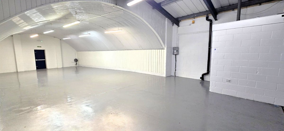 Industrial Unit in Bow, London - photo 3