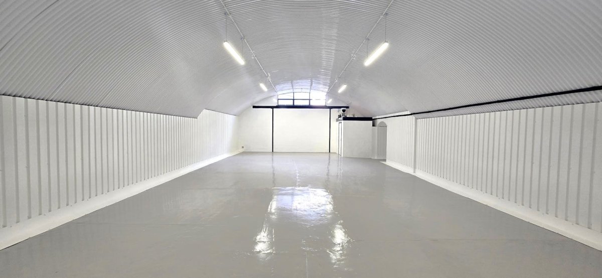 Industrial Unit in Hackney, London - photo 2