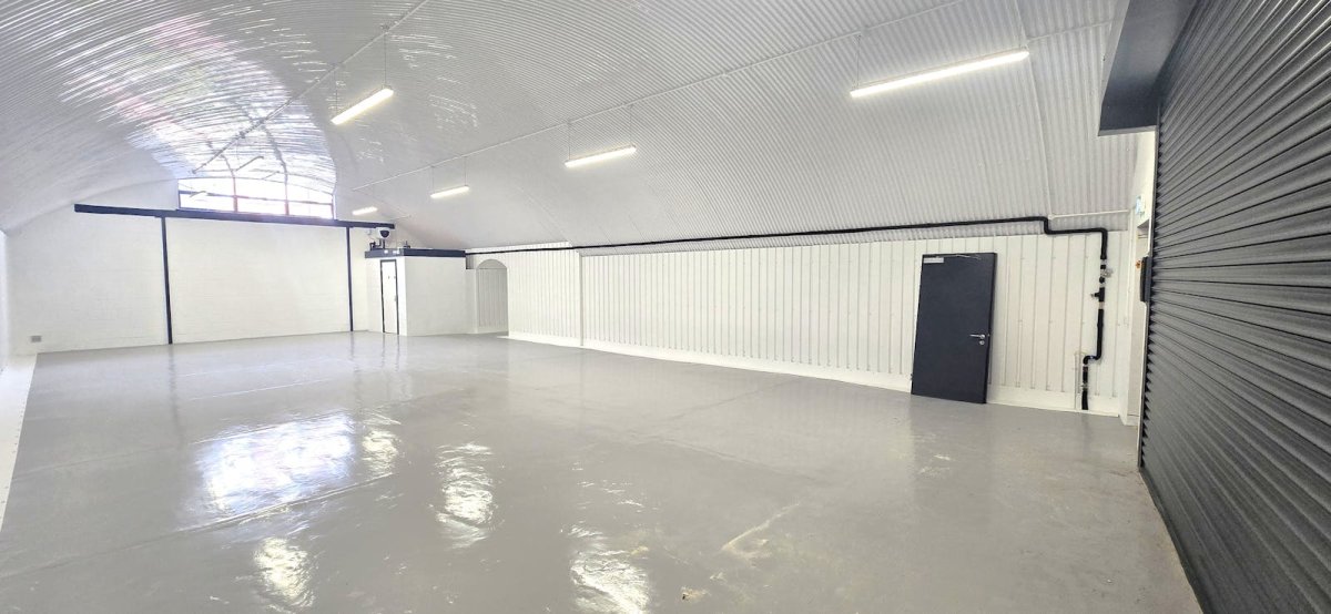 Industrial Unit in Hackney, London - photo 3