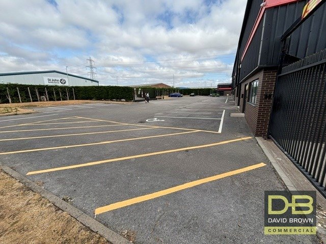 Industrial Unit in Castle Donington - photo 4
