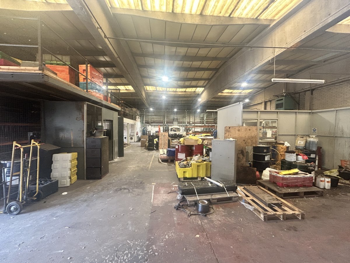 Industrial Unit in Denton - photo 4