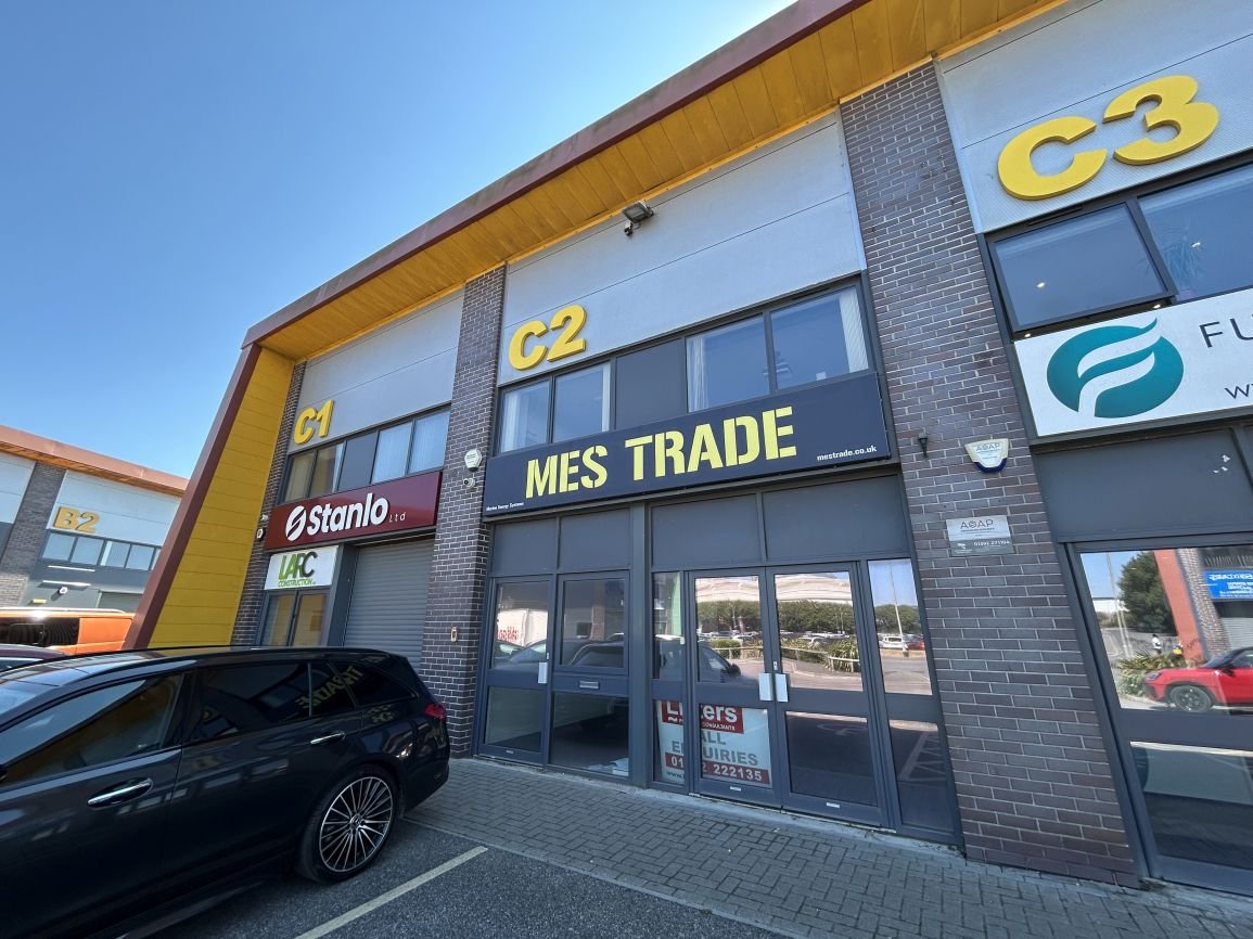 Industrial Unit in Plymouth - photo 2