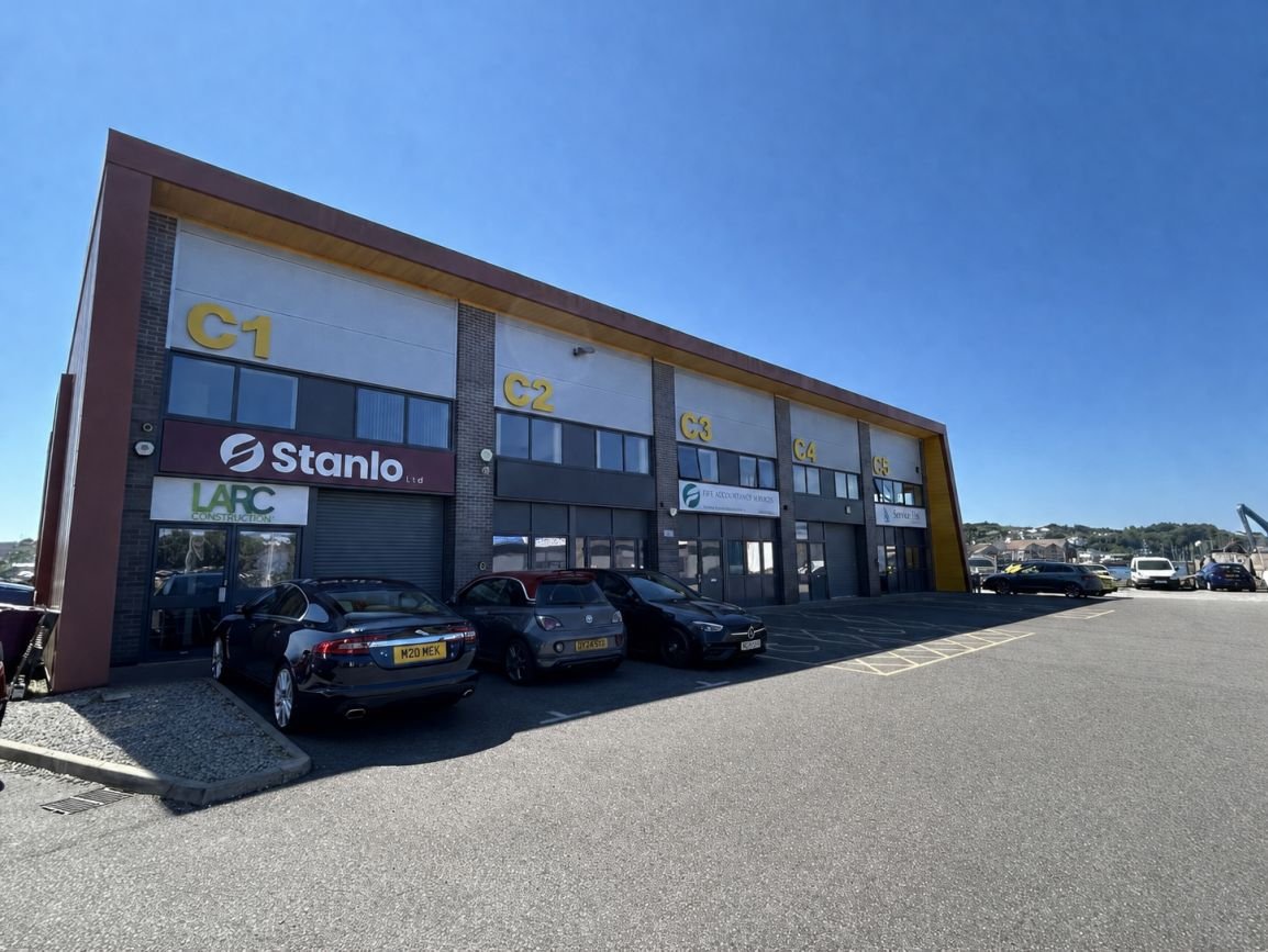Industrial Unit in Plymouth - photo 3