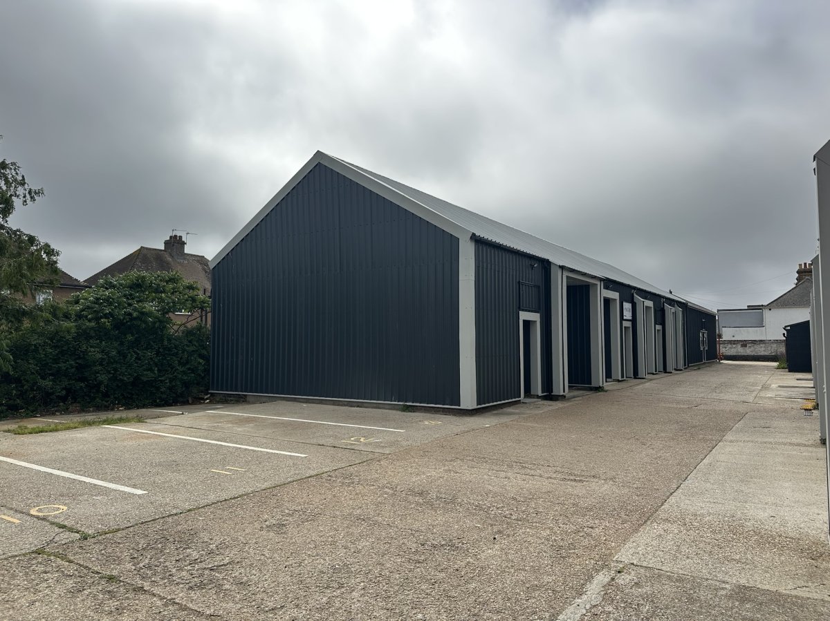Industrial Unit in Eastbourne - photo 2