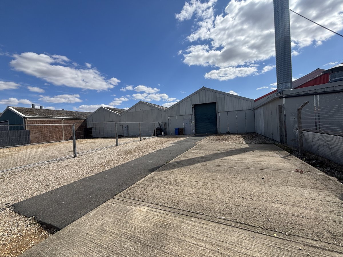 Industrial Unit in Norwich - photo 2
