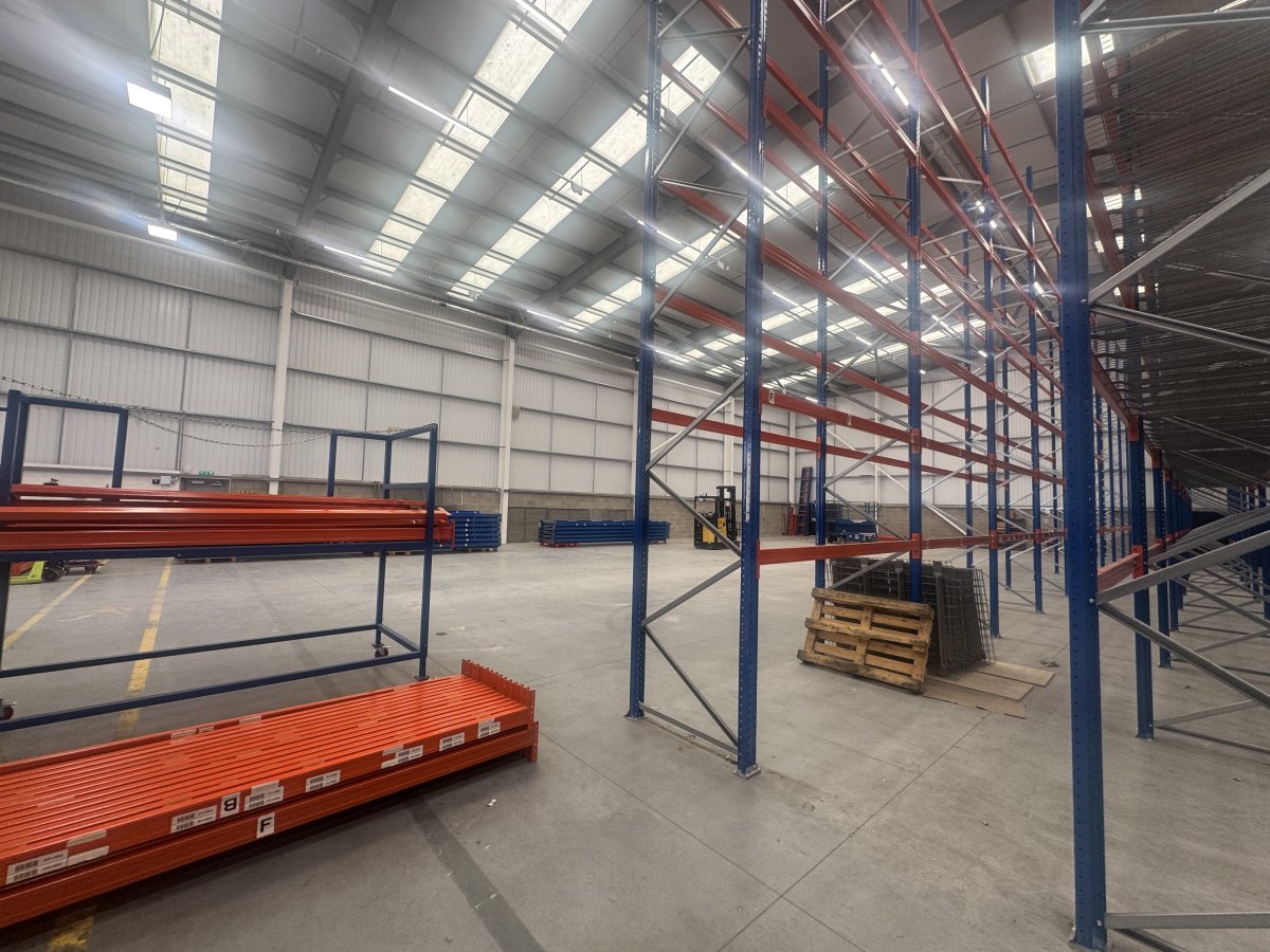 Industrial Unit in Yate - photo 3