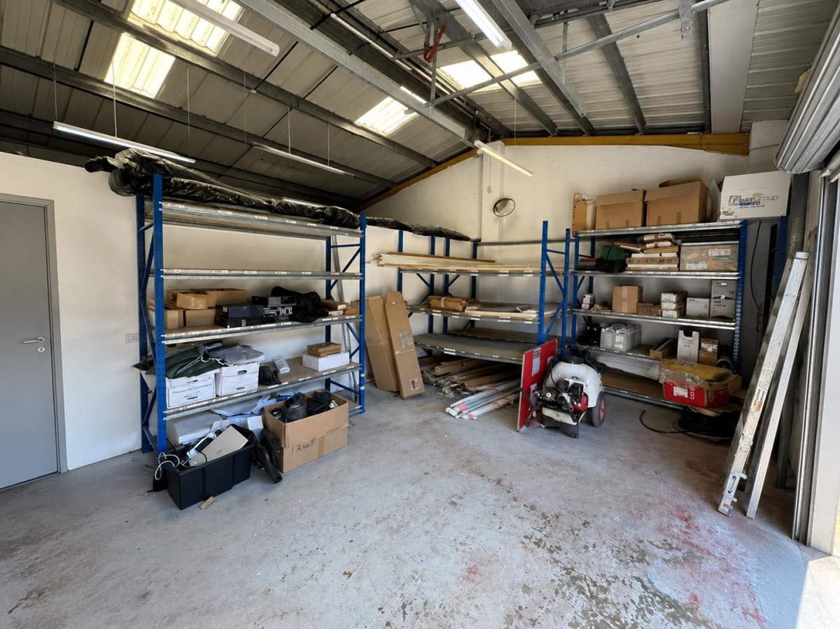 Industrial Unit in Stanway - photo 2