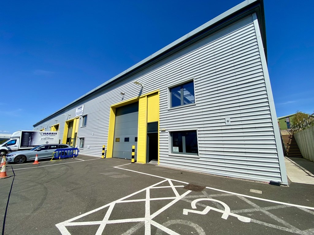 Industrial Unit in Evesham - photo 2