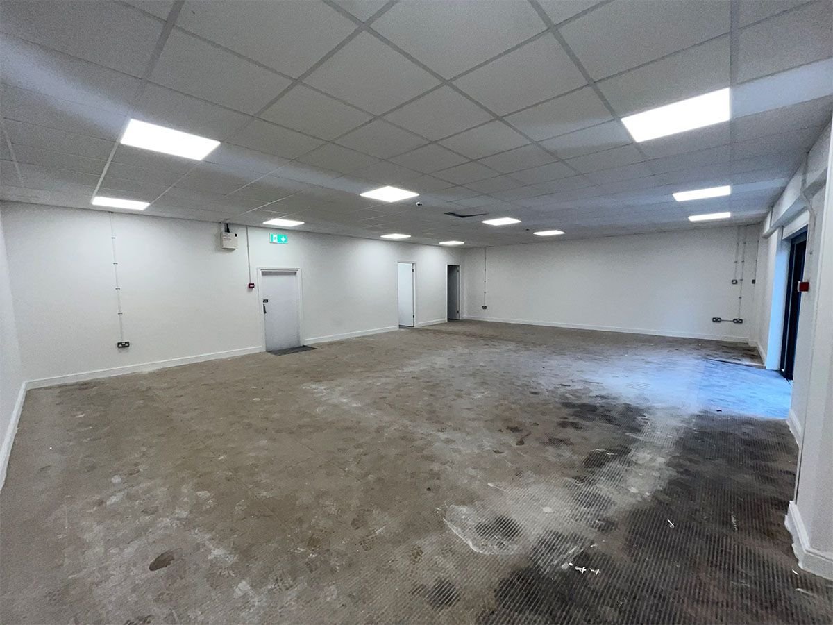 Industrial Unit in Liverpool - photo 4