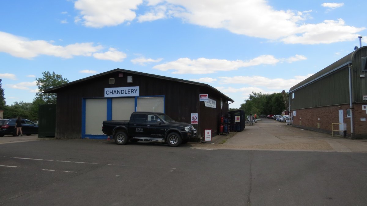 Industrial Unit in Oundle - photo 4