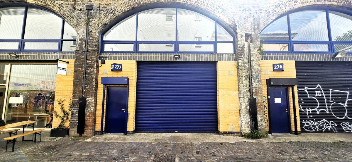 Industrial Unit in Bethnal Green, London - photo 2