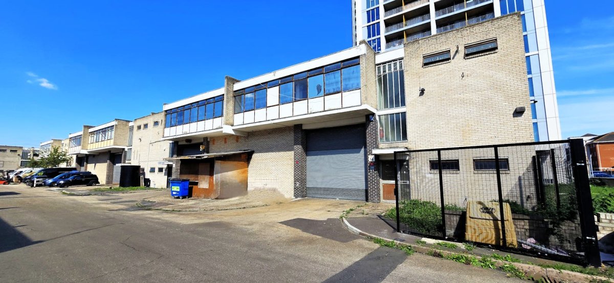 Industrial Unit in Abbey Wood, London