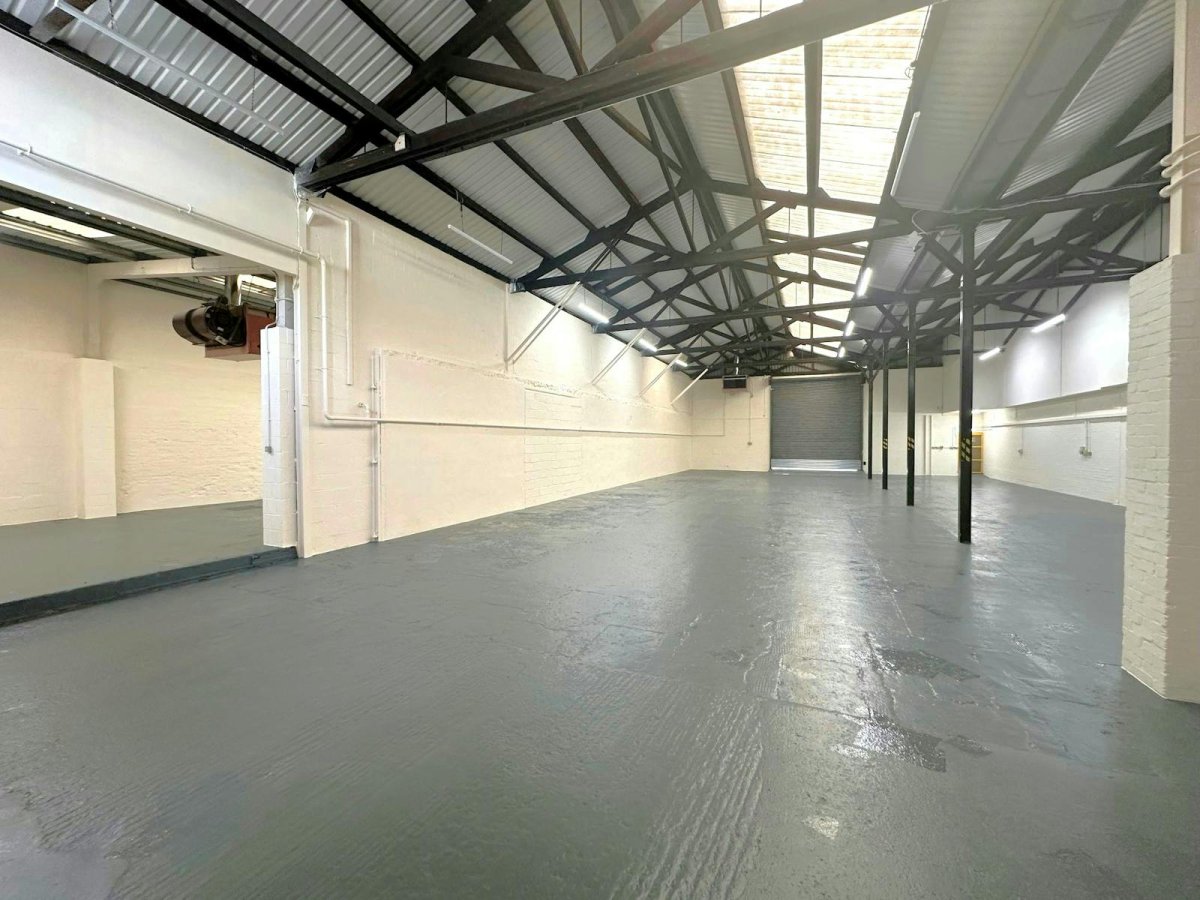 Industrial Unit in Romford