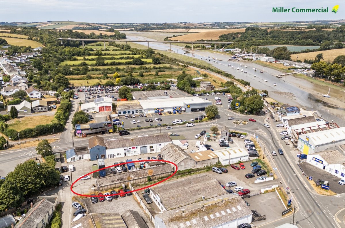 Industrial Unit in Wadebridge - photo 2
