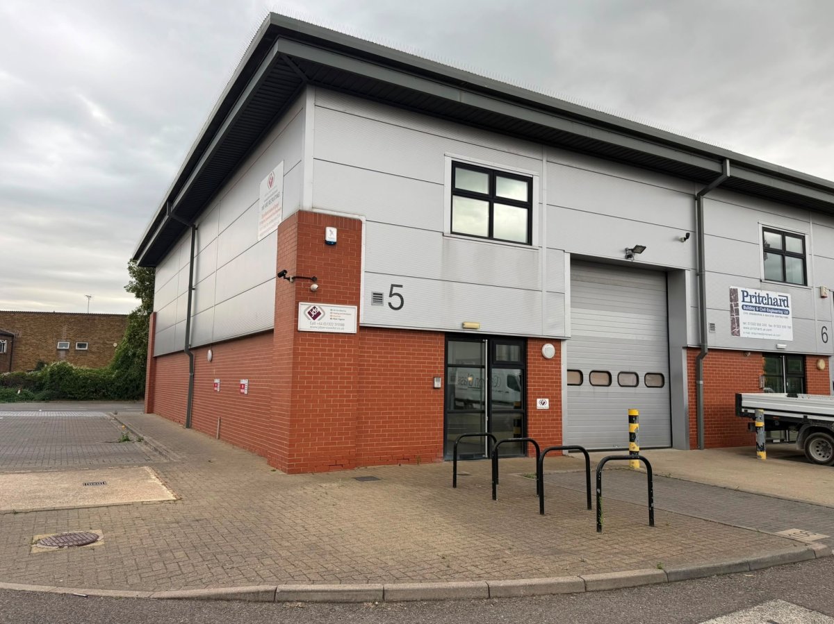 Industrial Unit To Let, Crayford, Kent