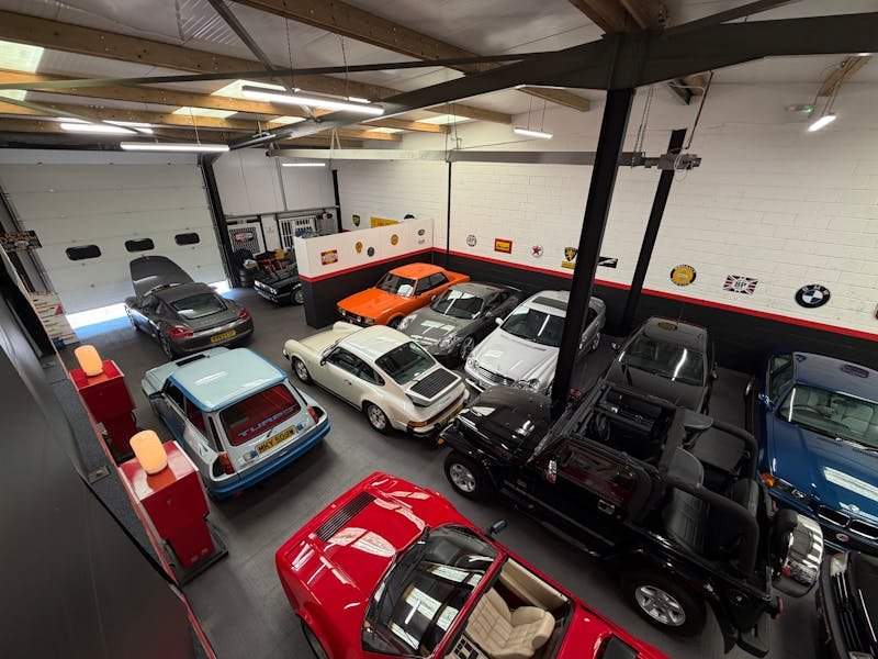 Industrial Unit in Farnham - photo 2