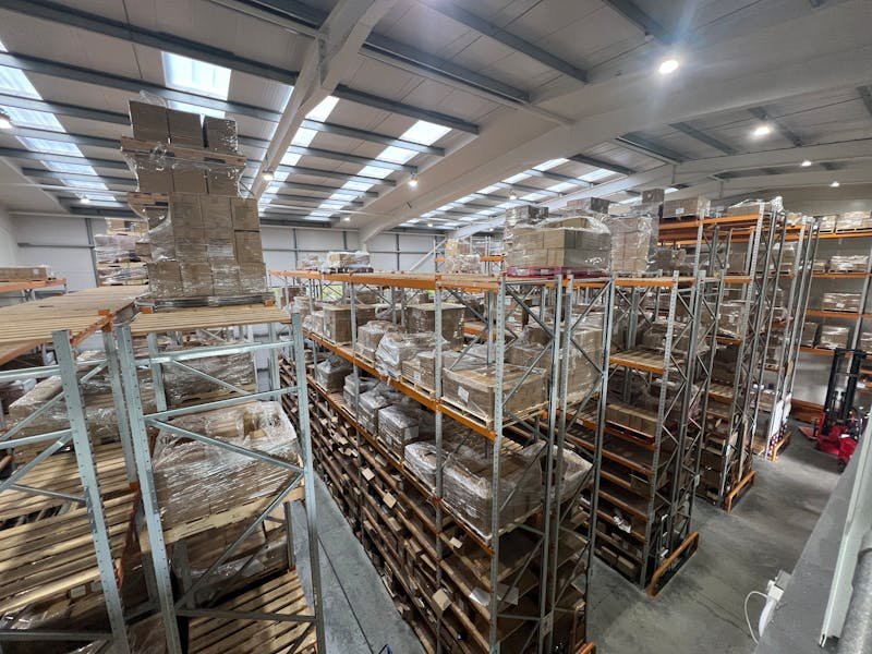 Industrial Unit in Havant - photo 2