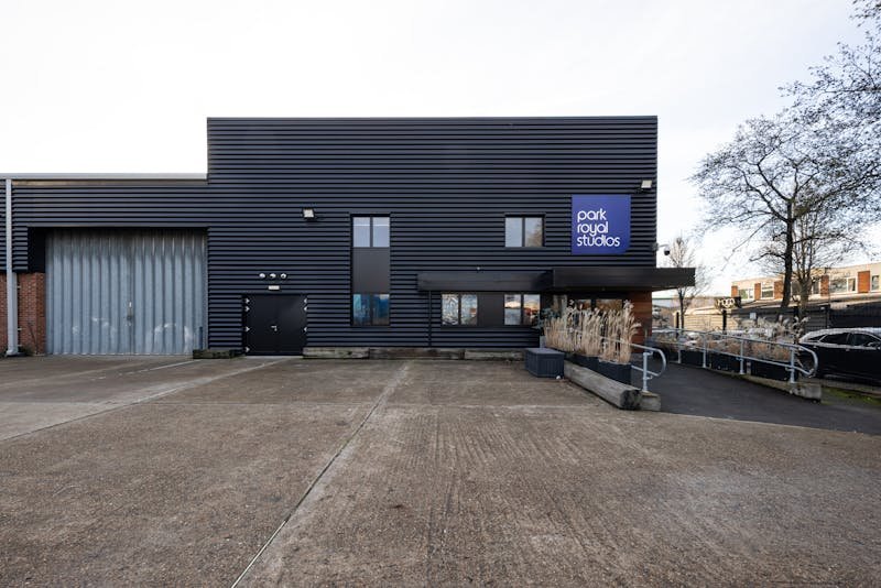 Industrial Unit in London - photo 4