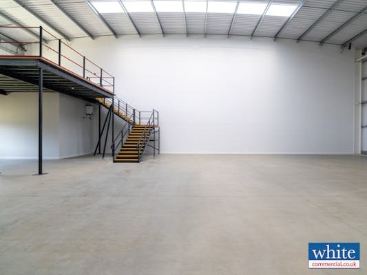 Industrial Unit in Greatworth - photo 3