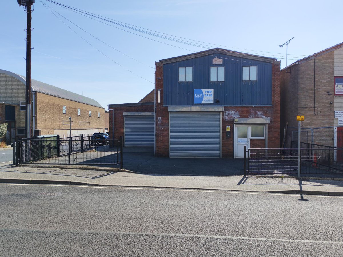 Industrial Unit in Lowestoft - photo 3