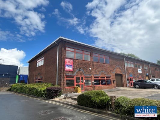 Industrial Unit in Banbury - photo 2