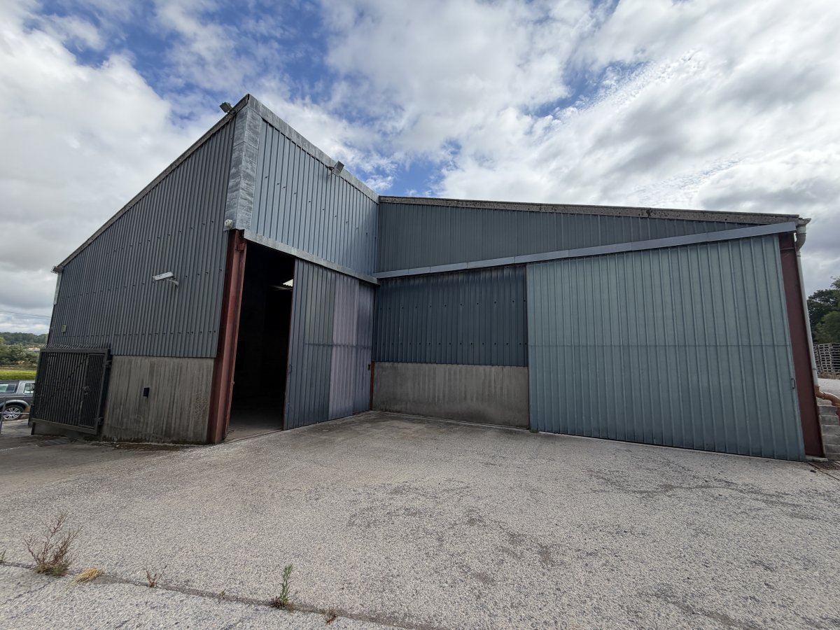Industrial in Compton Dundon