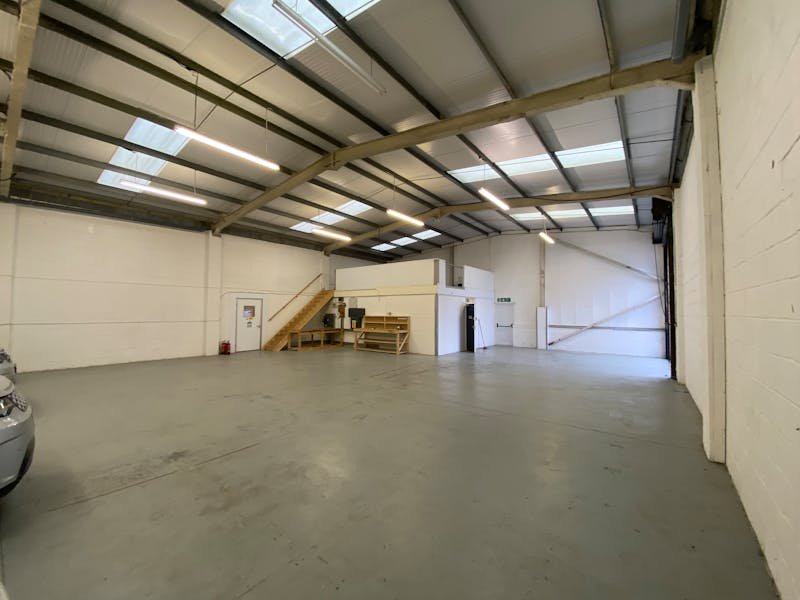 Industrial Unit in Bordon - photo 3