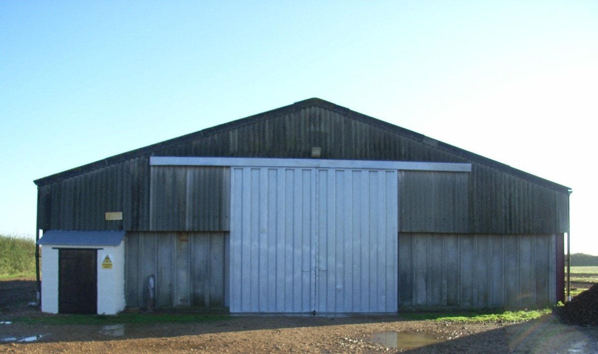 Industrial Unit in Hanslope - photo 2