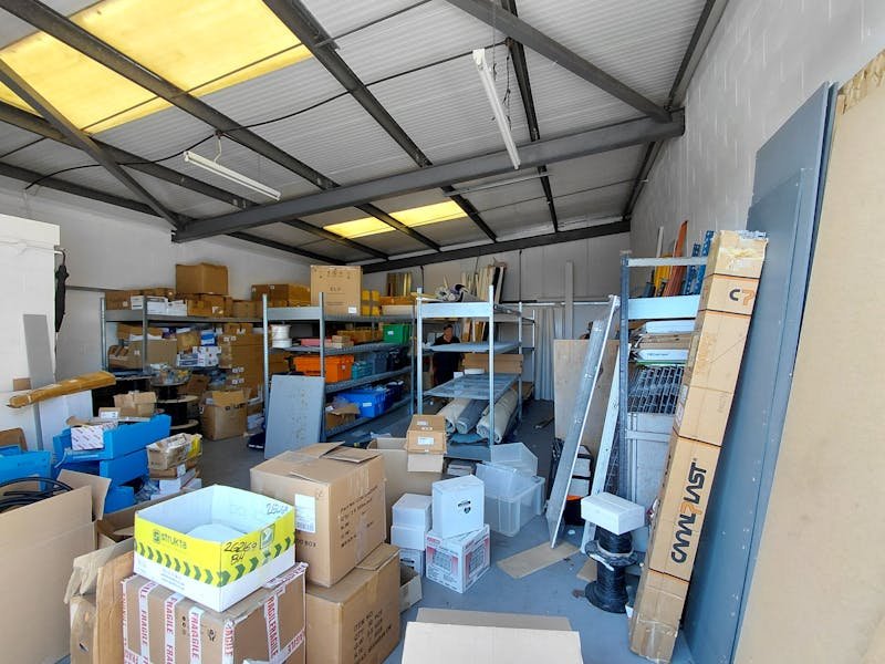 Industrial Unit in Bournemouth - photo 4