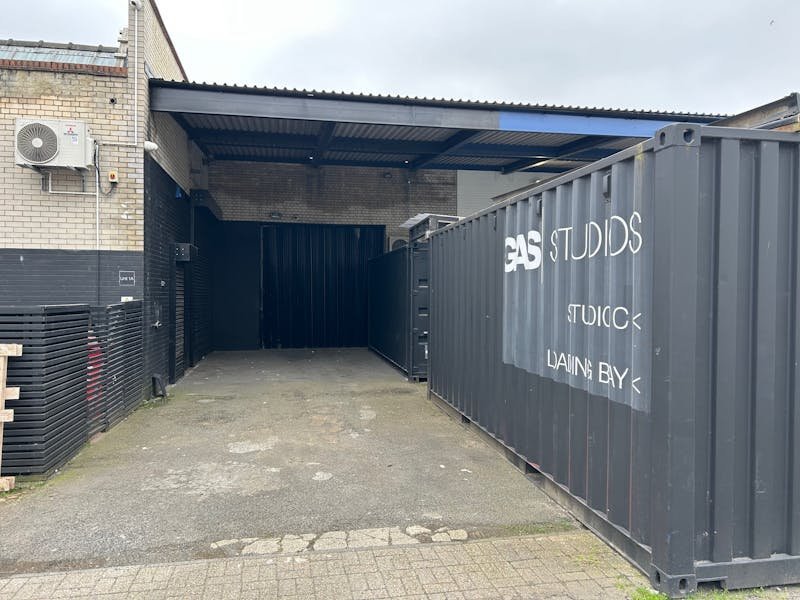 Industrial Unit in Tottenham - photo 4