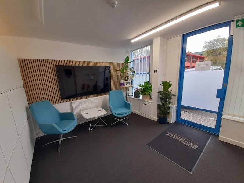 Industrial Unit in Andover - photo 3