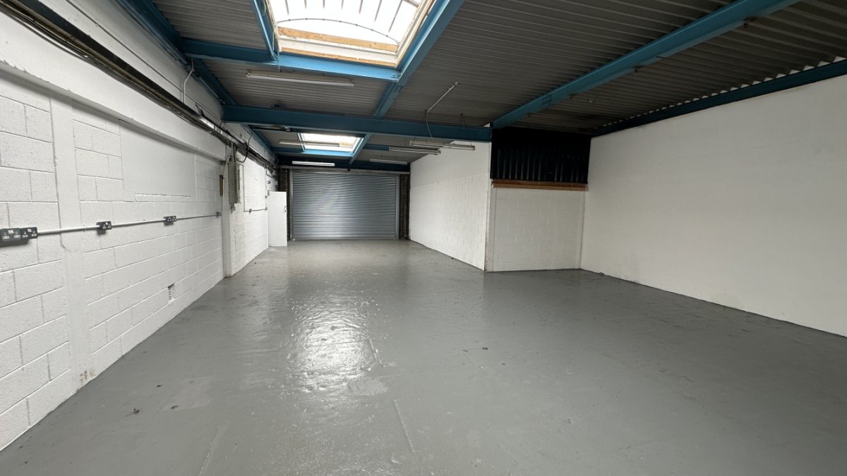Industrial Unit in Redruth - photo 4