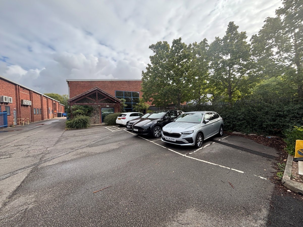 Industrial Unit in Syston - photo 4