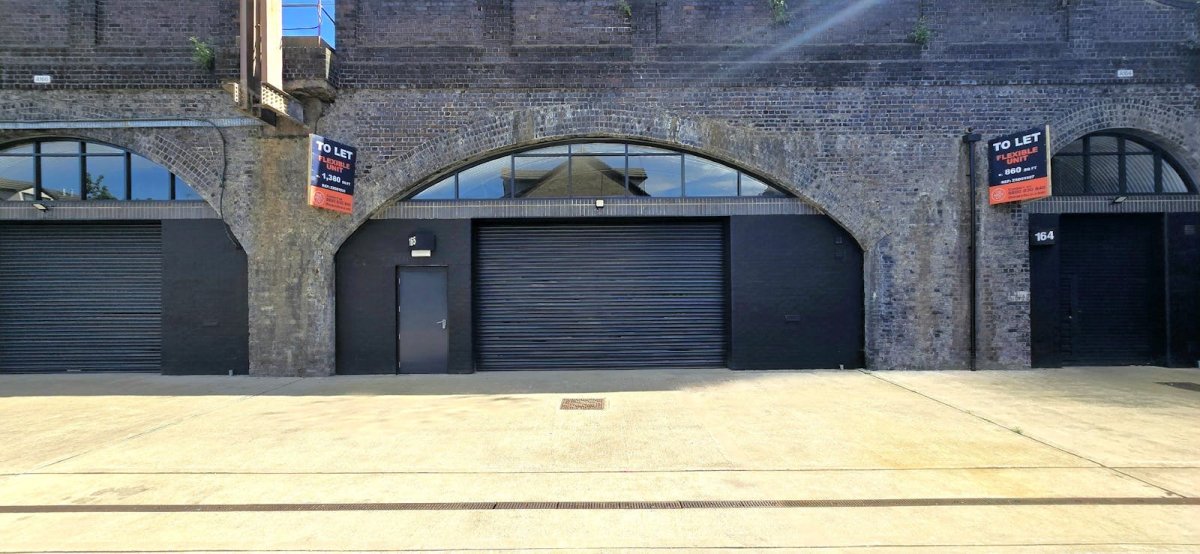 Industrial Unit in Shadwell, London - photo 2