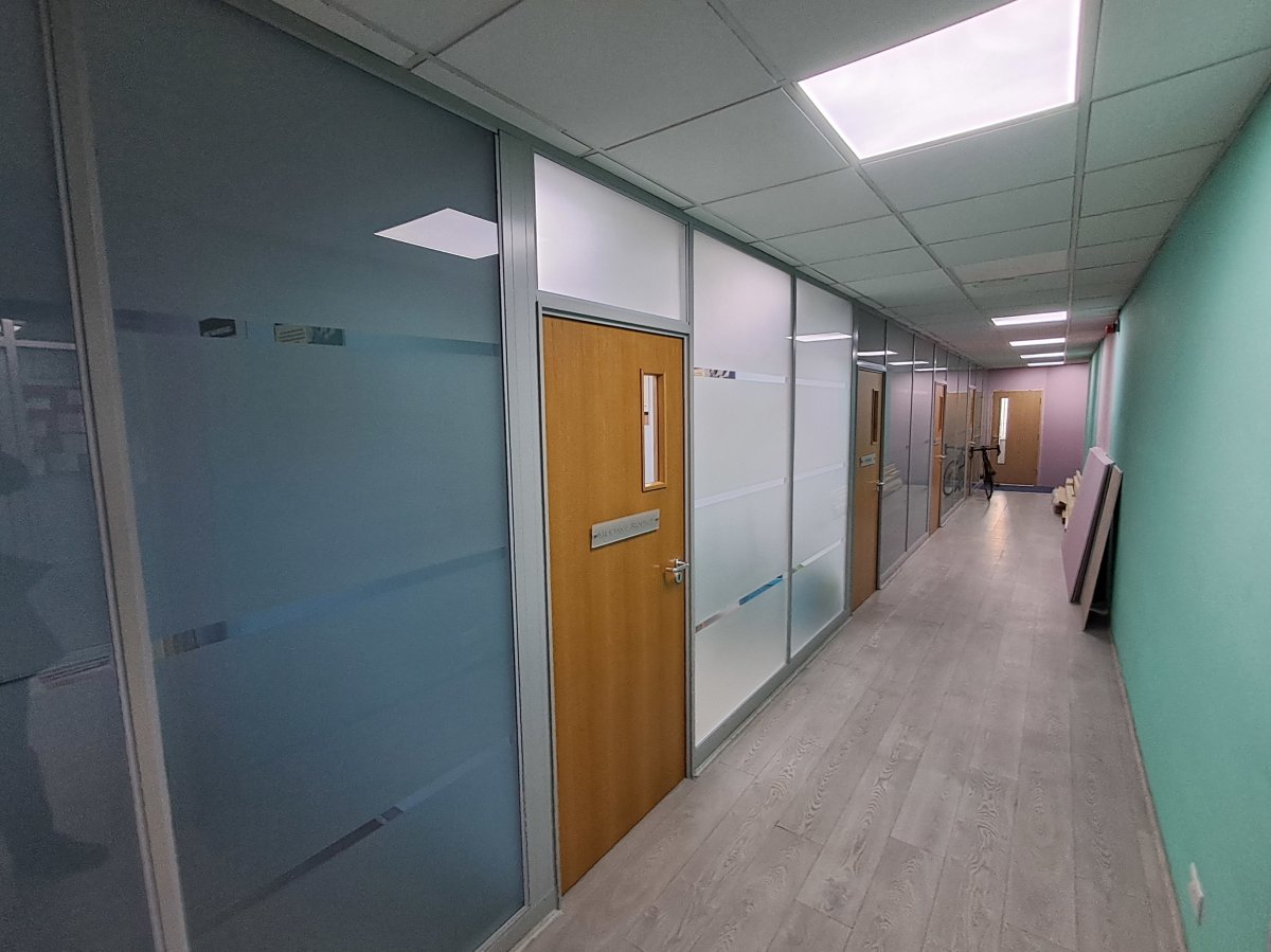 Industrial Unit in Tolworth - photo 3